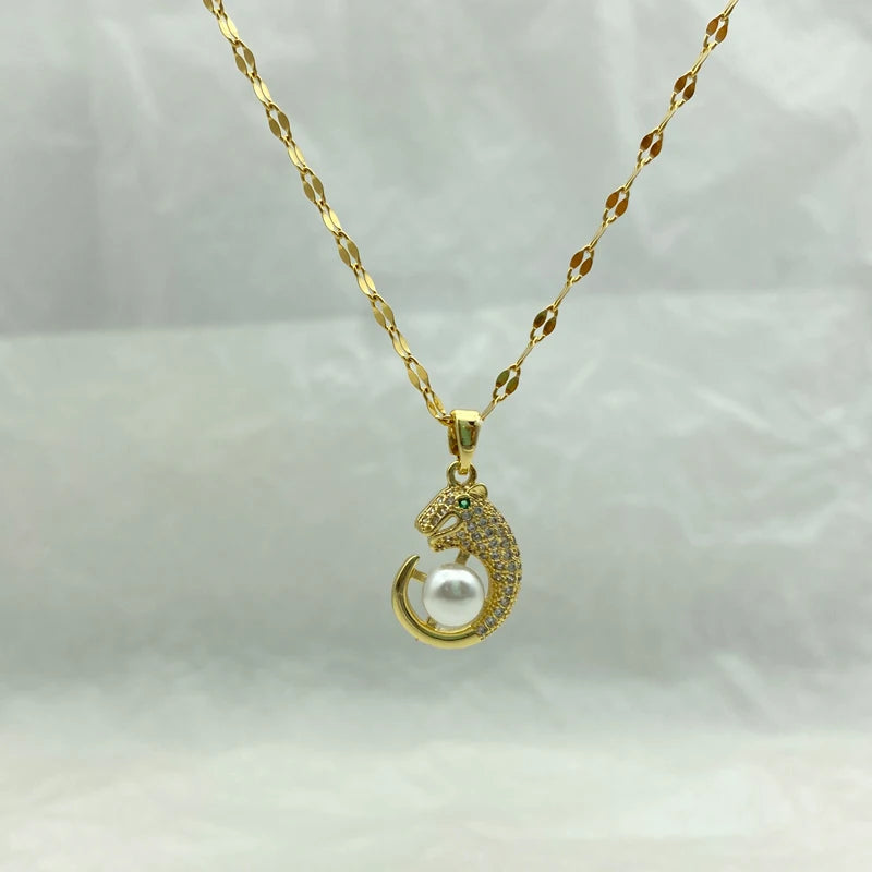CZ Pave Leopard Pearl Pendant Necklace|18K Gold Plated Stainless Steel