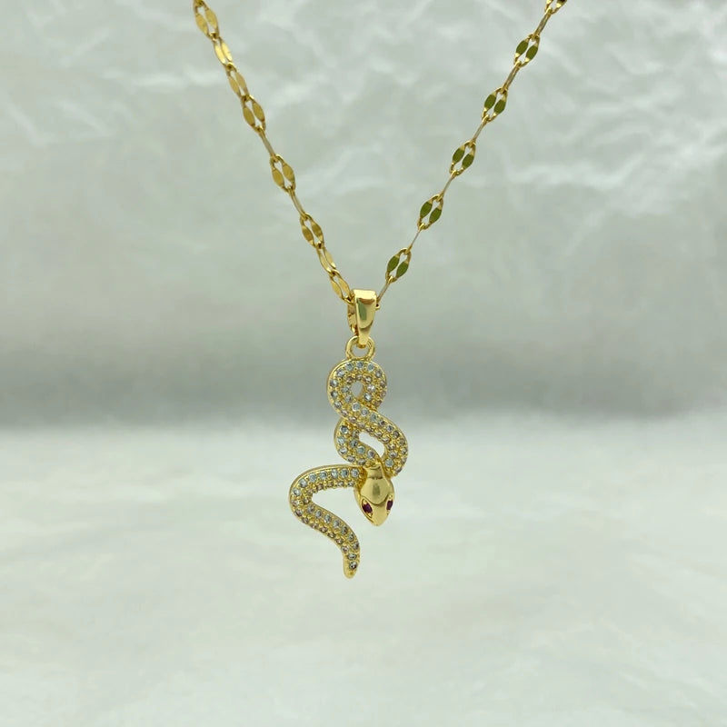 A Snake Pendant With Red Eyes Zircons New In Stainless Steel Necklace For Women Gold Plated Chain Cute Style Fashion Jewelry