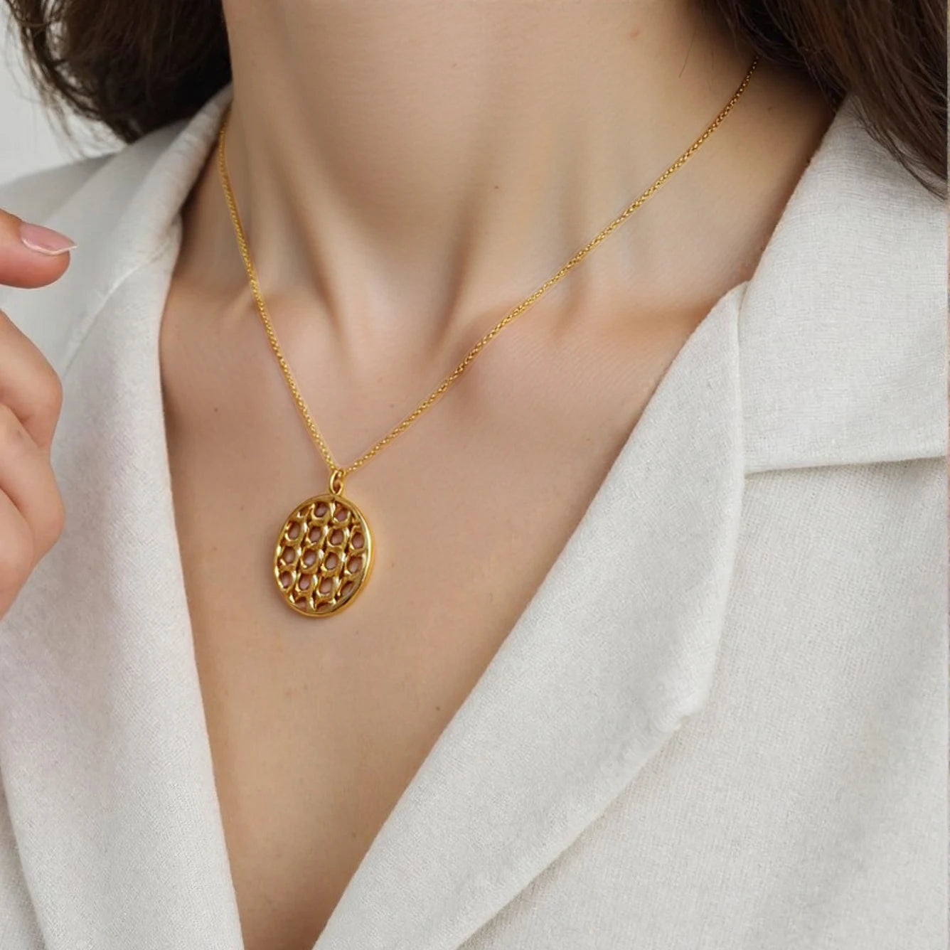 New Arrival High Quality Competitive Price O Chain Fashion Jewelry Stainless Steel Cute Cross Pendant Necklace