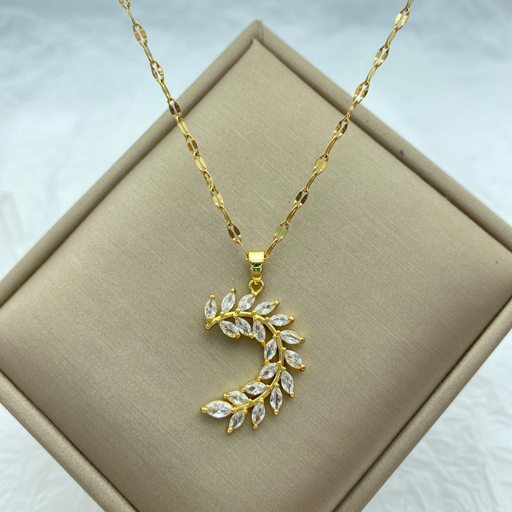 18K Gold Plated Stainless Steel Pendant Necklace | CZ Heart, Pearl,