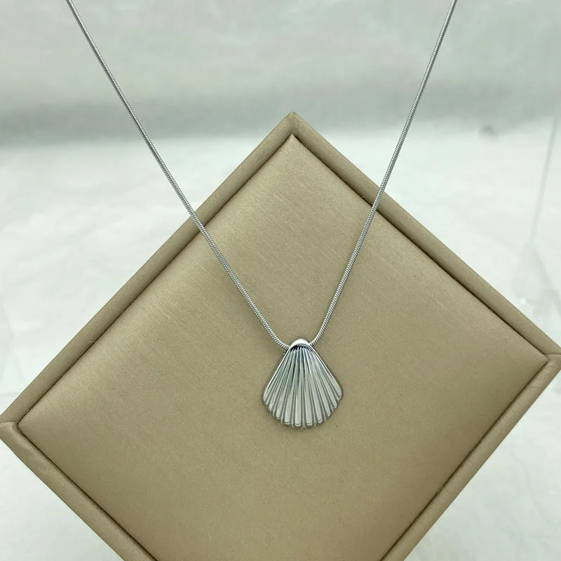 Stainless Steel Snake Chain Shell Pendants Necklace For Women