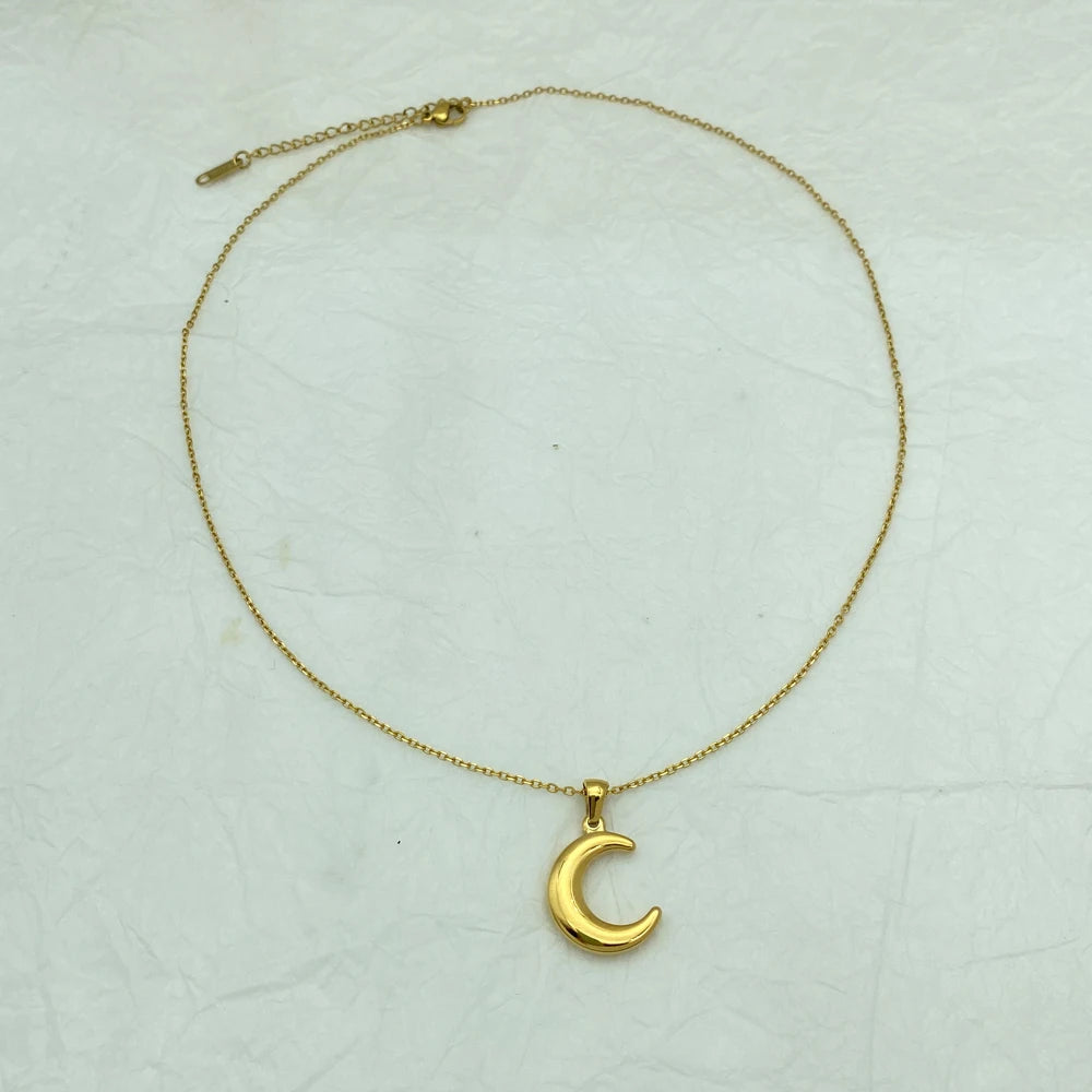 New Arrival High Quality Factory Price 18K Gold Plated Fashion Jewelry Competitive Price Moon Stainless Steel Necklace