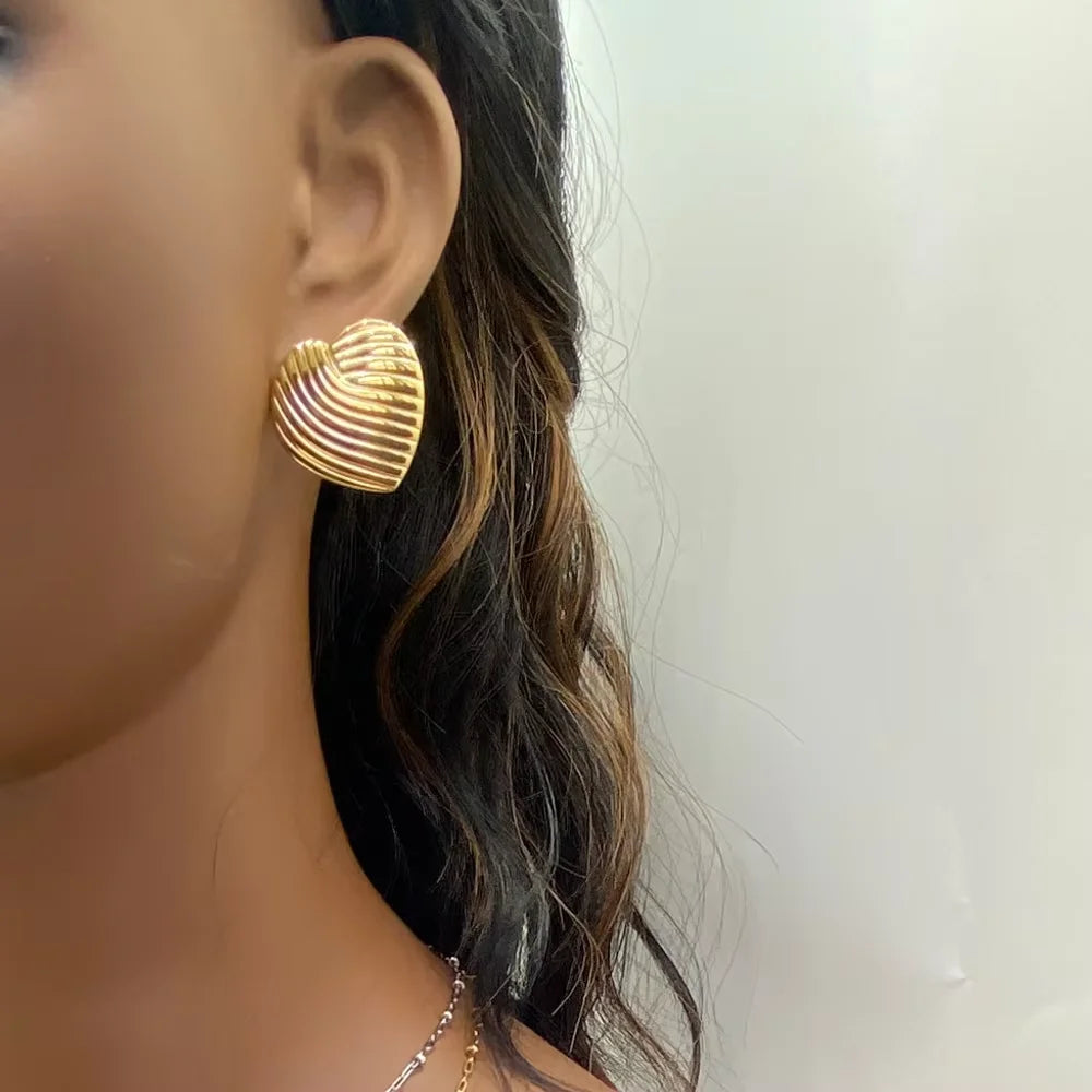 Ribbed Heart Stud Earrings | 18K Gold Plated Stainless Steel
