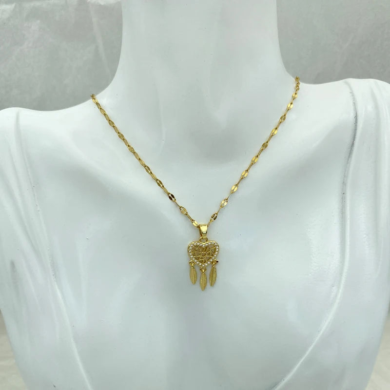 Gold Heart Dream Catcher Stianless Steel Necklace With Feather Charms