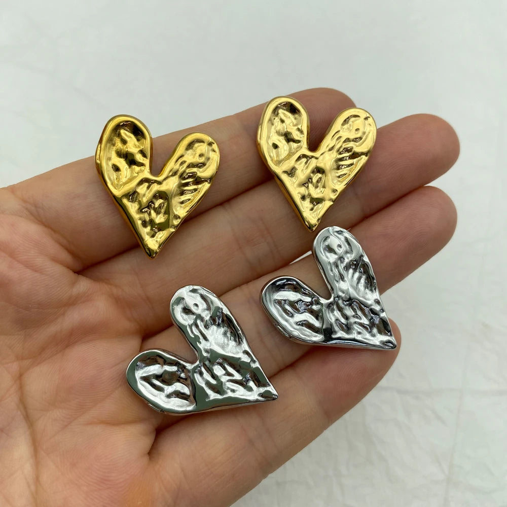 Hammered Gold Heart Stud Earrings | 18K Gold Plated Stainless Steel