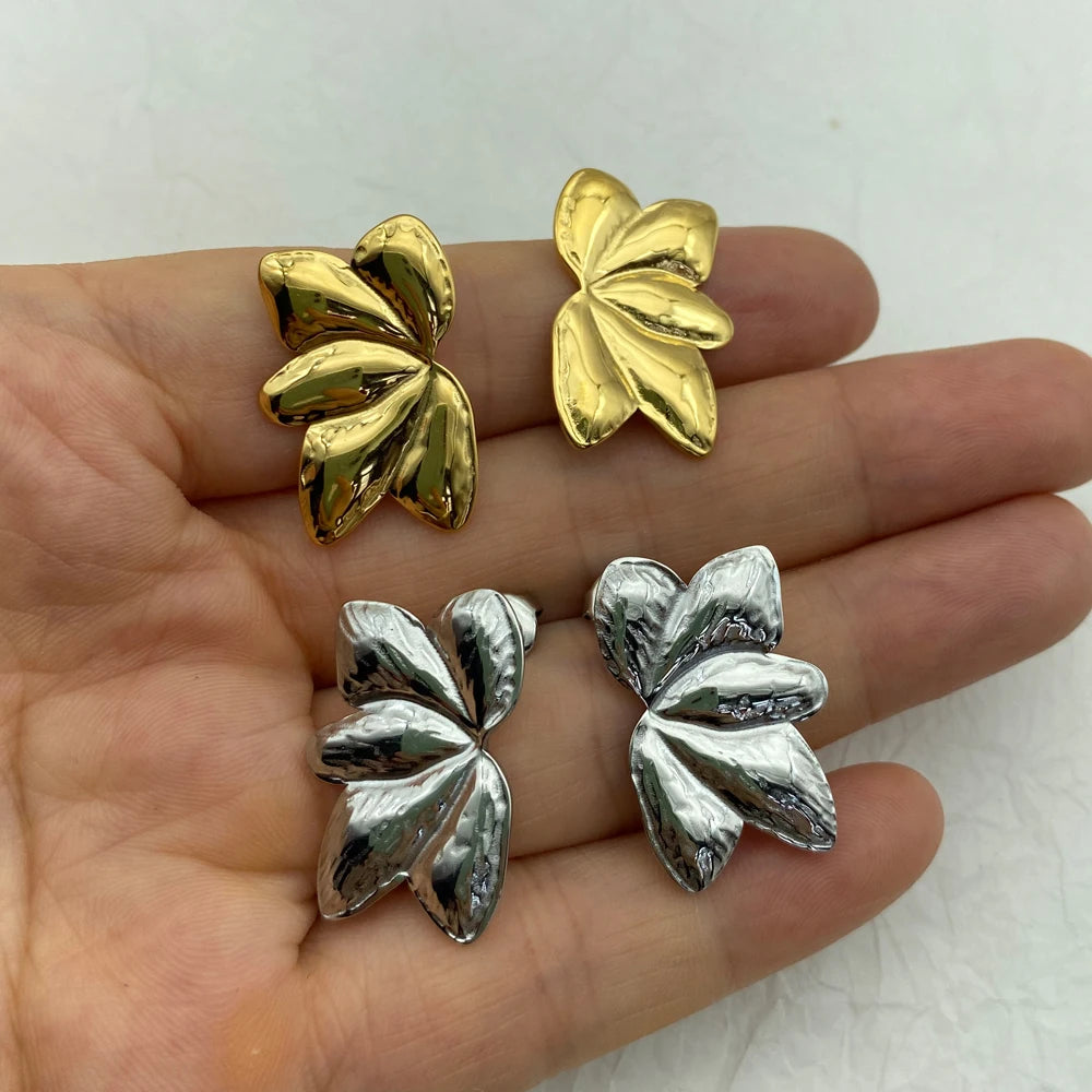 Wholesale Non-Tarnish Stainless Steel Flower Stud Earrings