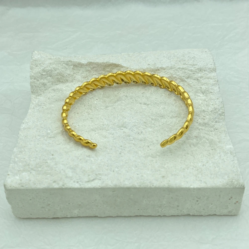 Wholesale Polished jewelry Fashion Luxury Design 18K Gold Plated Stainless Steel Bracelet Bangle For Women