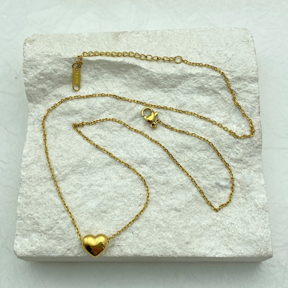 18K Gold Plated Fashion Small Heart Stainless Steel Pendant Necklace