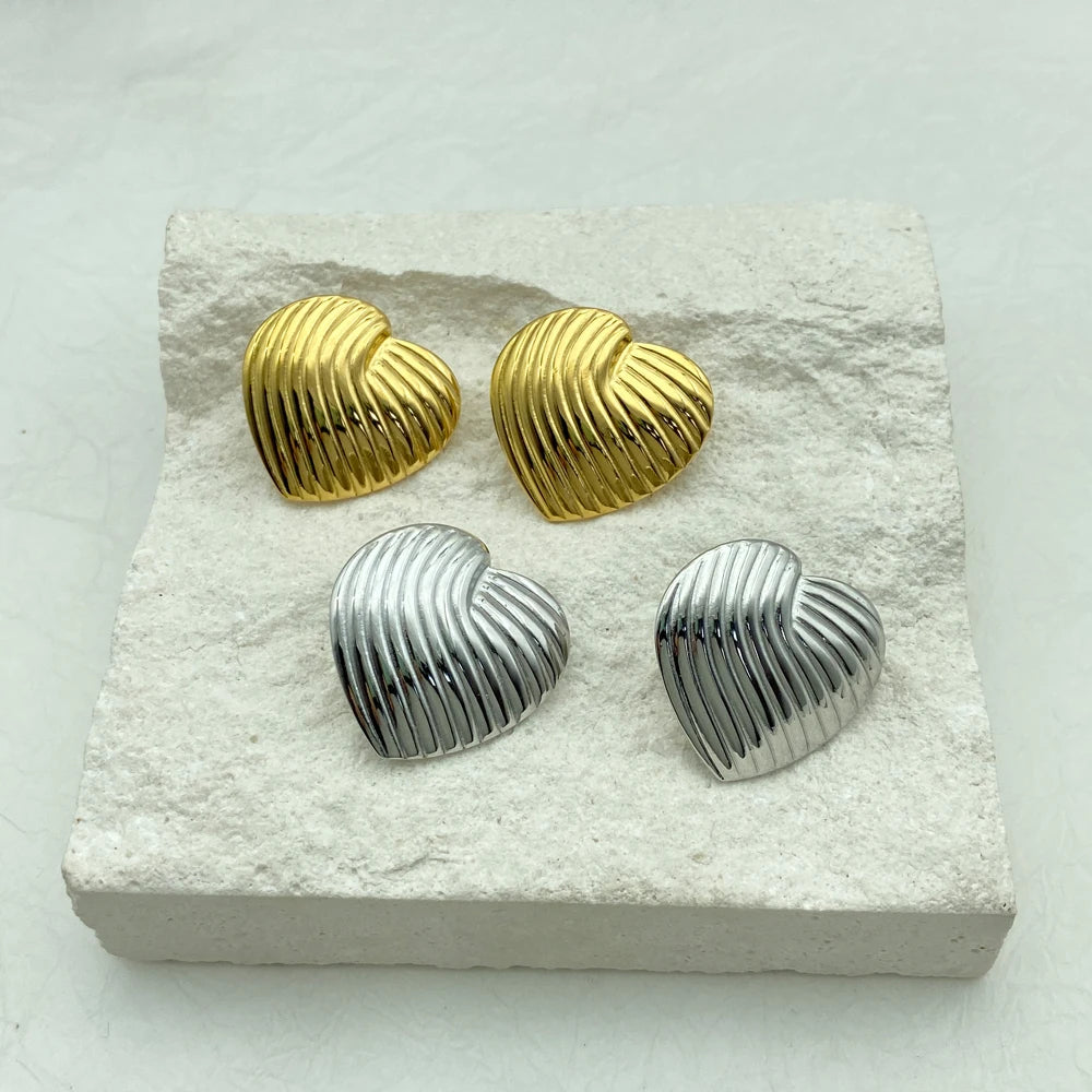 Ribbed Heart Stud Earrings | 18K Gold Plated Stainless Steel