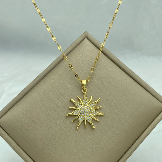Big Sunflower Round Pendant Gold Plated Stainless Steel Necklaces For Women Neck Chain Fashion steel jewelry Luxury Design