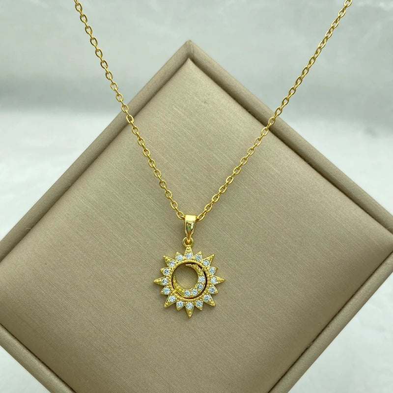 Gold Plated Steel Steel Necklaces for Women Fashion Jewelry With Sun and Moon Pendant Luxury Design