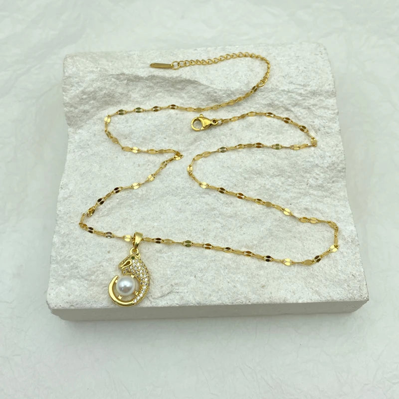 CZ Pave Leopard Pearl Pendant Necklace|18K Gold Plated Stainless Steel