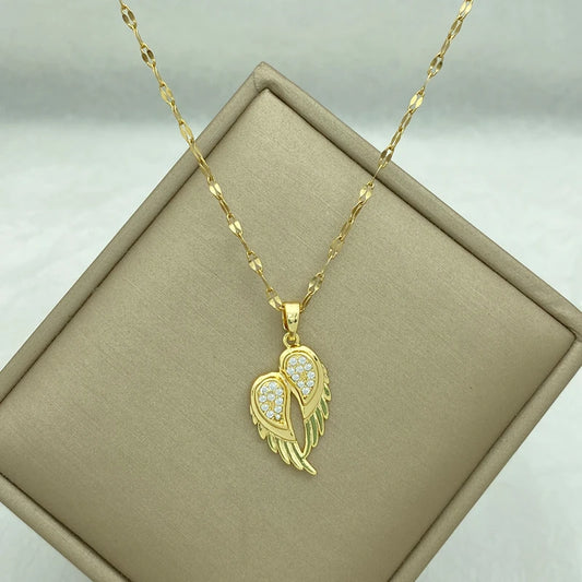 Gold Plated Stainless Steel Nekclace For Women With Zircon Wings Wholesale Fashion Jewelry Luxury Design