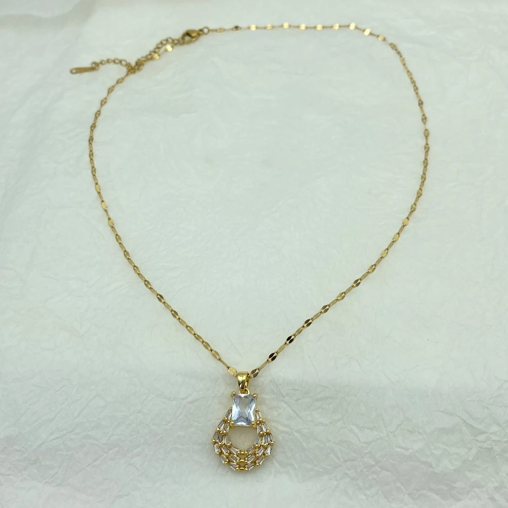 Gold Crystal Wreath Pendant Necklace |18K Gold Plated Stainless Steel Chains