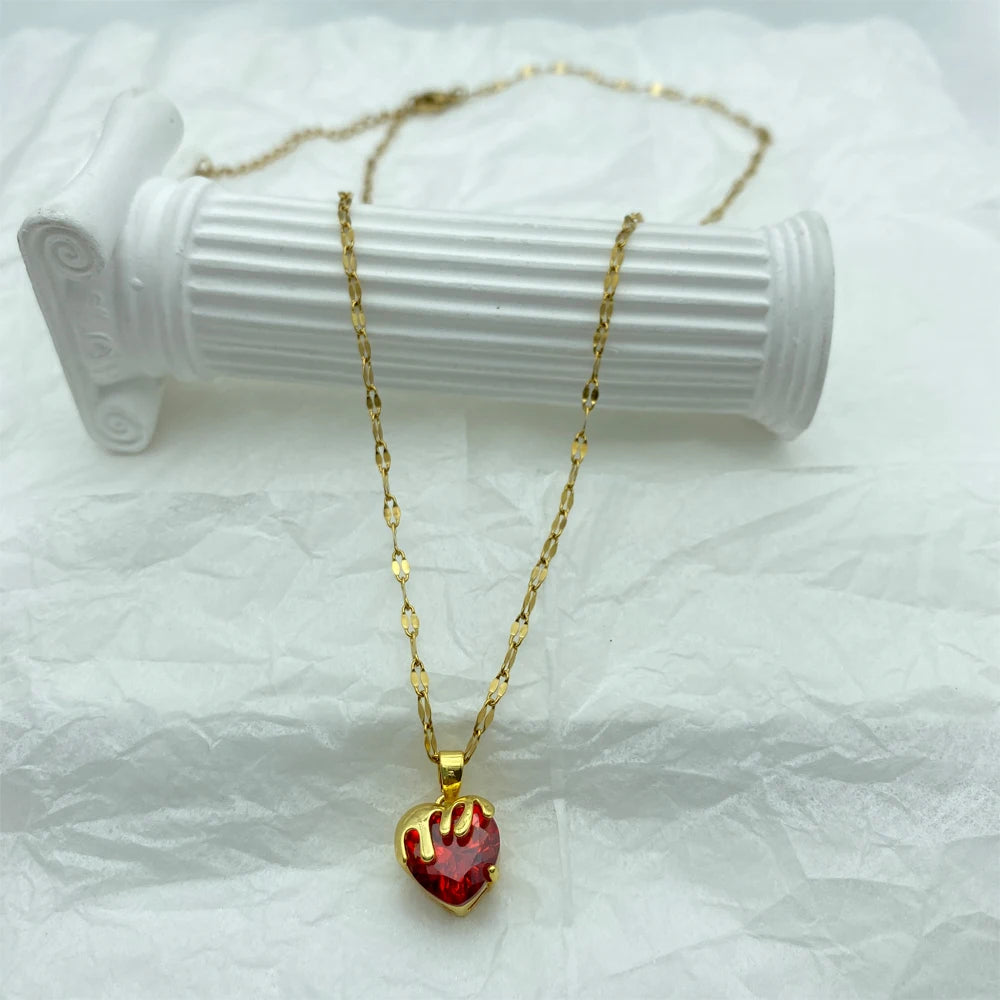 Red Heart Shaped With Zircons Pendant Gold Plated Stainless Steel Necklaces For Women New In Fashion Jewelry Elegant Style
