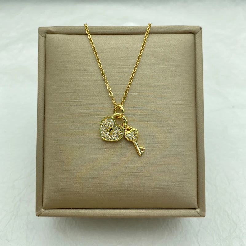 Gold Plated Stainless Steel Copper Pendant Key Heart Necklace Fashion Jewelry For Girlfriend Gifts Luxury Design O Chain