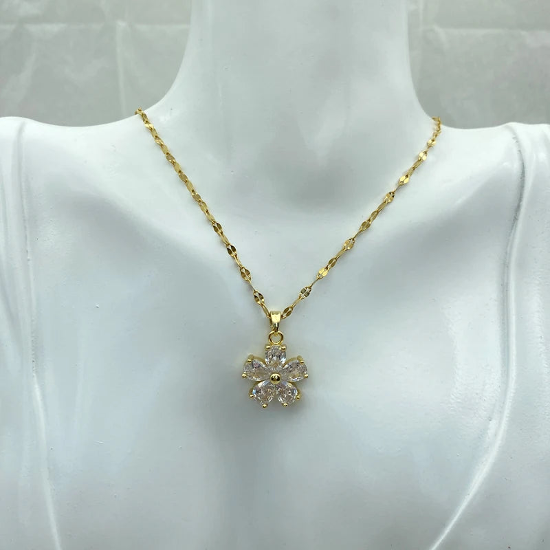 Gold Plated Crystal Flower Necklace for Women Jewelry Stainless Steel White Pendant Necklace Luxury Choker Korean New Wholesale