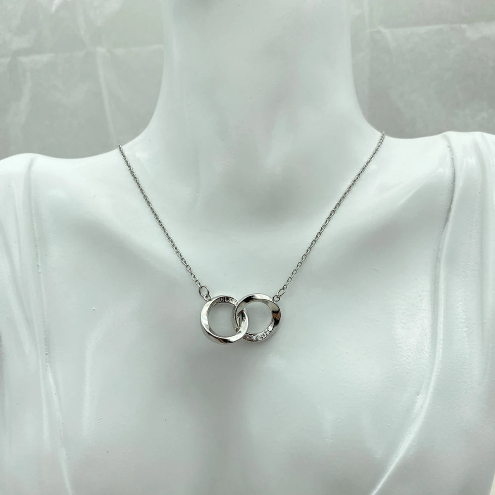 Interlocking Double Circle Pendant Necklace | Silver Stainless Steel