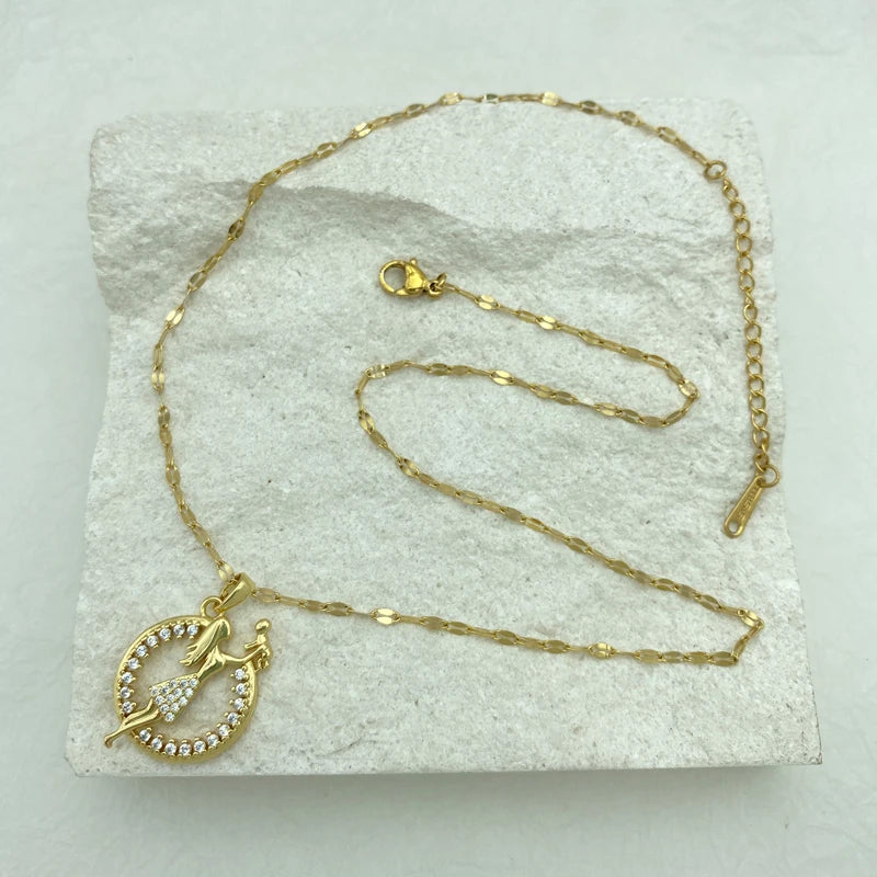 Mother & Child Circle Pendant Necklace|18K Gold Plated Stainless Steel