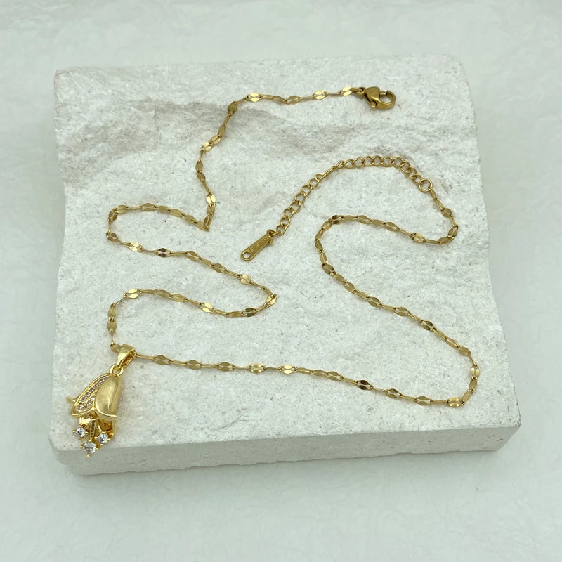 Gold Plated Stainless Steel Necklaces For Women With Swaying Tulips Pendants Gifts New IN Fashion Flower Jewelry Accessories