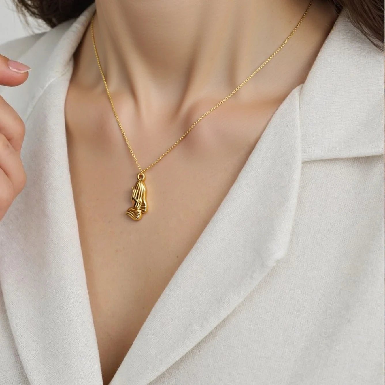 New Arrival High Quality Competitive Price  O Chain Fashion Jewelry Stainless Steel Cute Cross Pendant Necklace