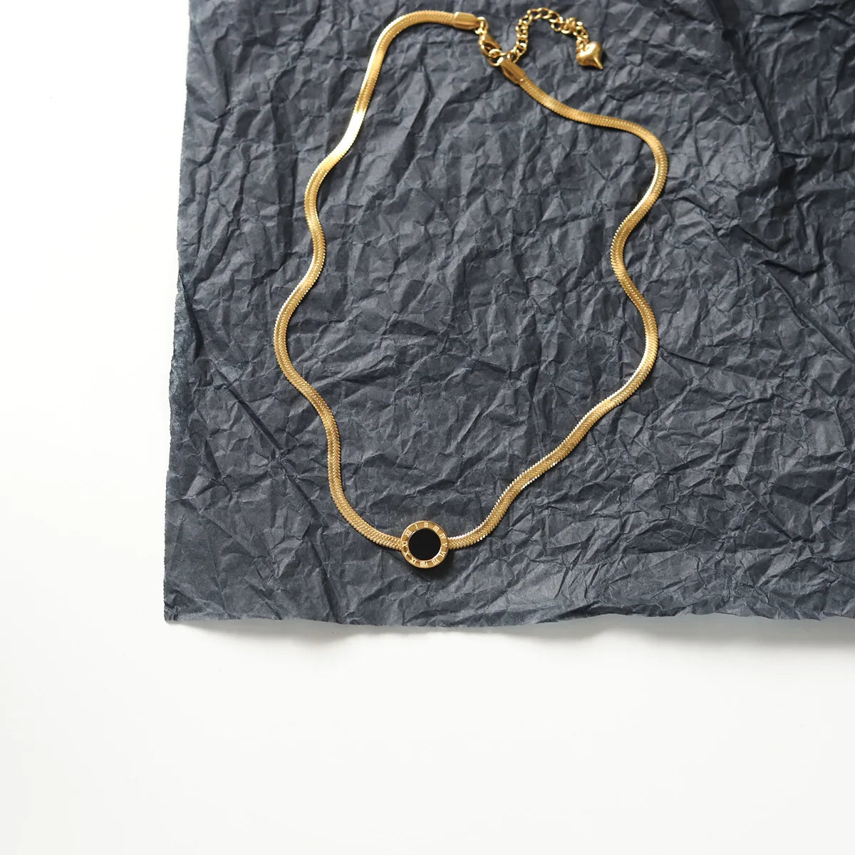 18K Gold Plated Black Onyx Round Pendant Herringbone Chain Necklace | Stainless Steel