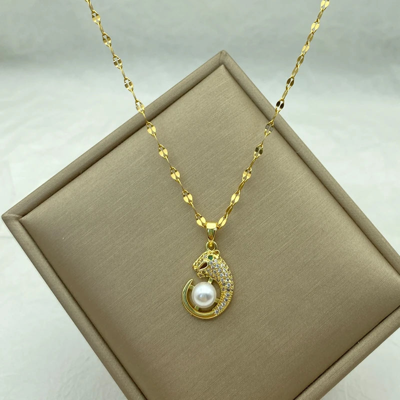 CZ Pave Leopard Pearl Pendant Necklace|18K Gold Plated Stainless Steel
