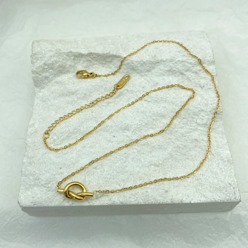 Stainless Steel Necklace for Women Gifts Steel Knotted Pendants  Design Clavicle Chain Fashin Jewelry Korean Style