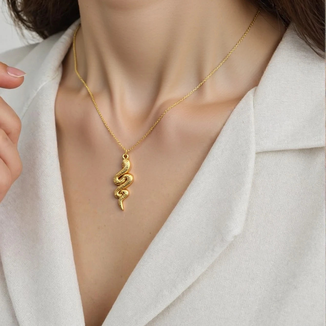 New Arrival High Quality Competitive Price  O Chain Fashion Jewelry Stainless Steel Cute Cross Pendant Necklace