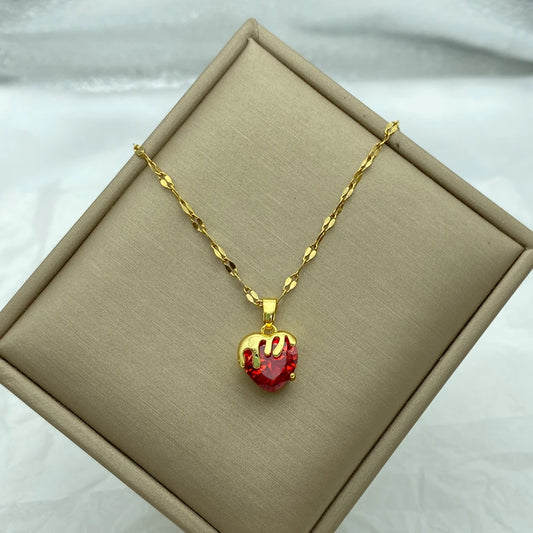 Red Heart Shaped With Zircons Pendant Gold Plated Stainless Steel Necklaces For Women New In Fashion Jewelry Elegant Style