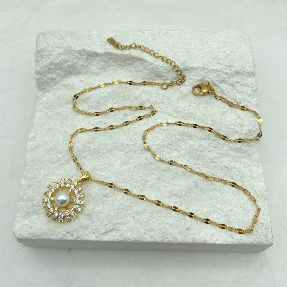 Pearl & CZ Pendant Necklace | 18K Gold Plated Stainless Steel
