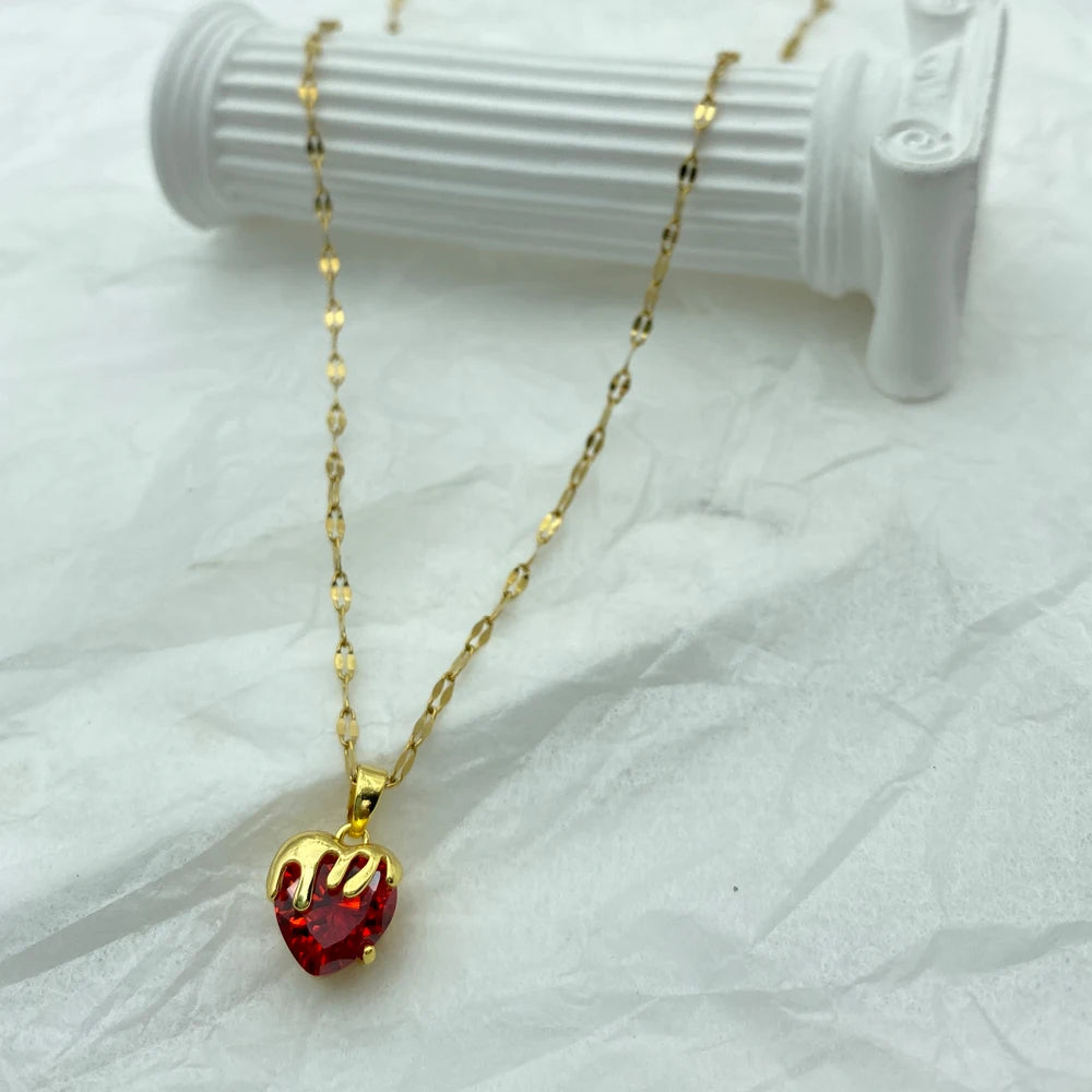 Red Heart Shaped With Zircons Pendant Gold Plated Stainless Steel Necklaces For Women New In Fashion Jewelry Elegant Style