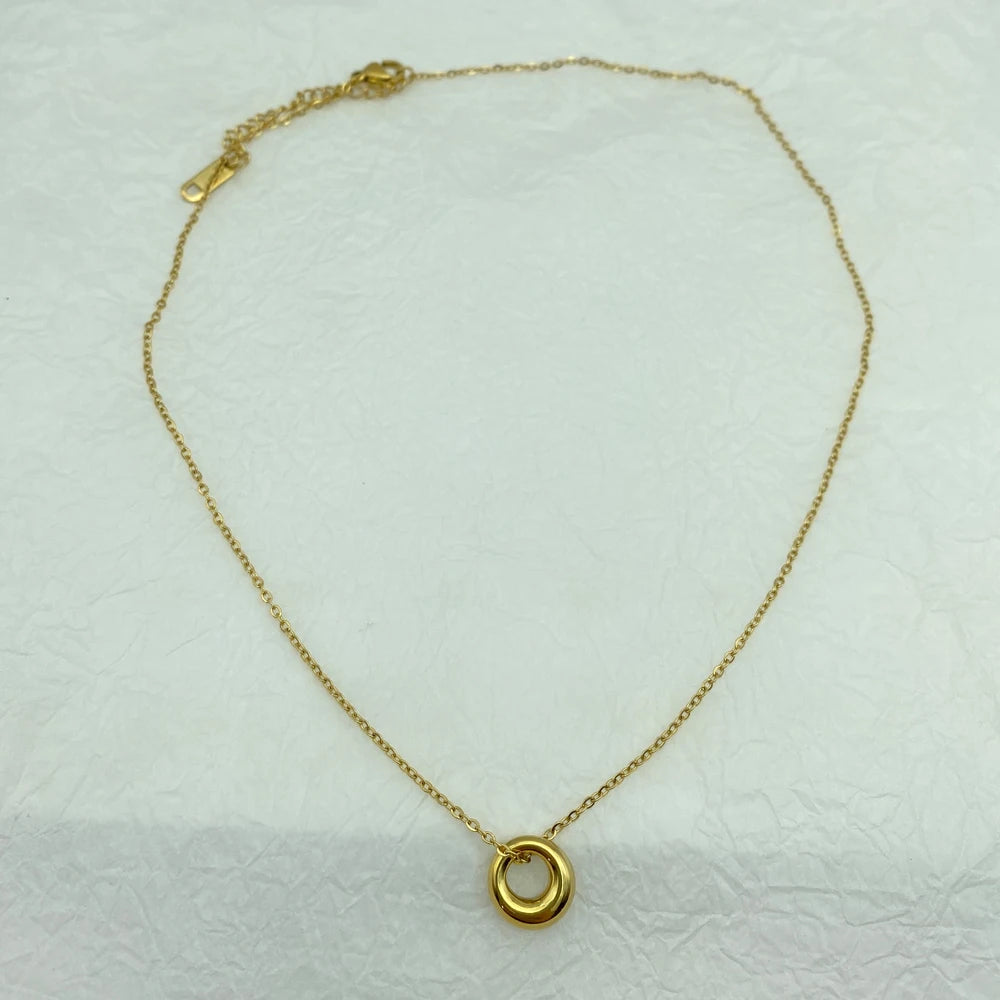 Minimalist Circle Ring Pendant Necklace | 18K Gold Plated Stainless Steel