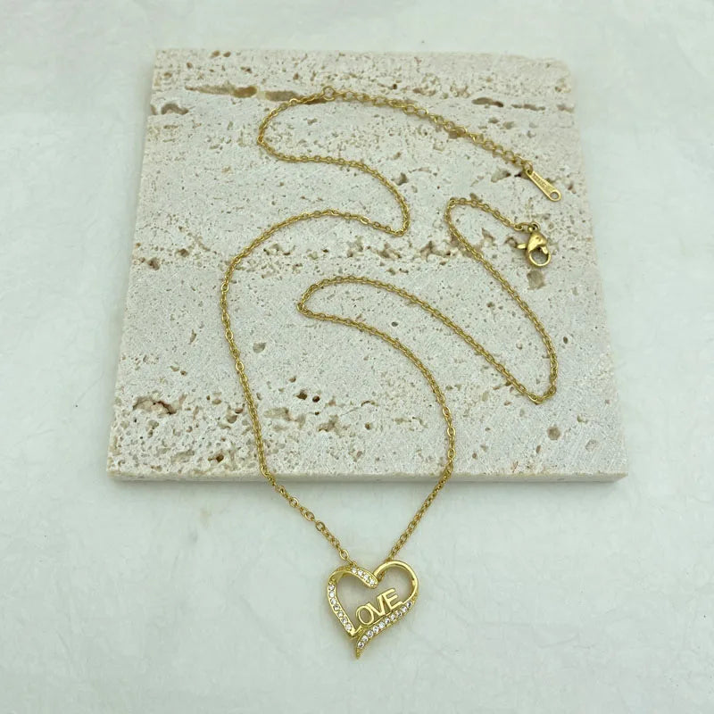 Gold Plated Stainless Steel Necklace With Hollow heart Pendant Necklaces for Women Fashion Jewelry