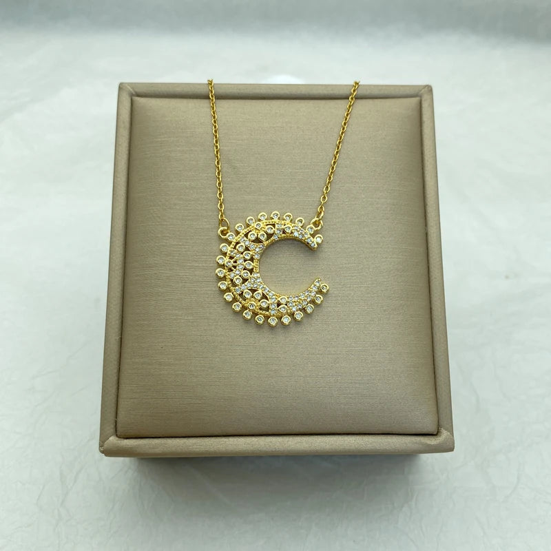 Gold Plated Stainless Steel Necklaces With A big Moon Pendant With Zircons Simple Style New Fashion Jewelry