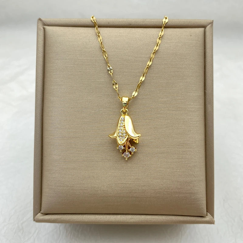 Gold Plated Stainless Steel Necklaces For Women With Swaying Tulips Pendants Gifts New IN Fashion Flower Jewelry Accessories