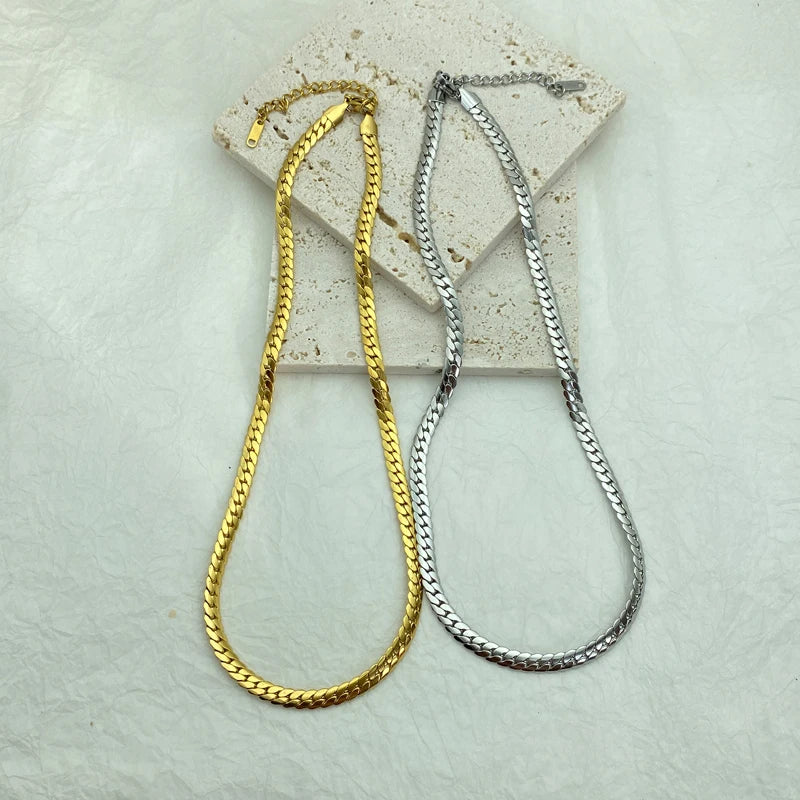 High Quality 18k gold plated Stainless Steel Necklace for Women chunky  Hip Hop Cuban link Chain Fashion Jewelry Simple Style