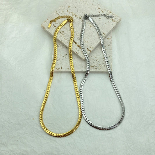 High Quality 18k gold plated Stainless Steel Necklace for Women chunky  Hip Hop Cuban link Chain Fashion Jewelry Simple Style