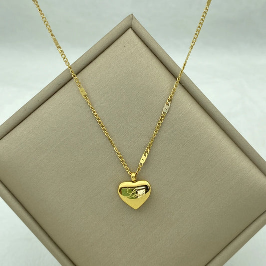 Steel Small Heart Pendant Necklaces Necklace for Women With Gold Plated NK Chain  Jewelry Collar Jewelry Simple Style