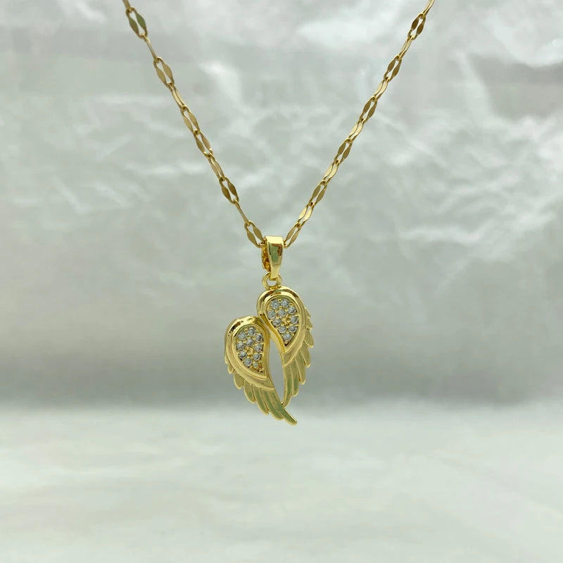 Gold Plated Stainless Steel Nekclace For Women With Zircon Wings Wholesale Fashion Jewelry Luxury Design