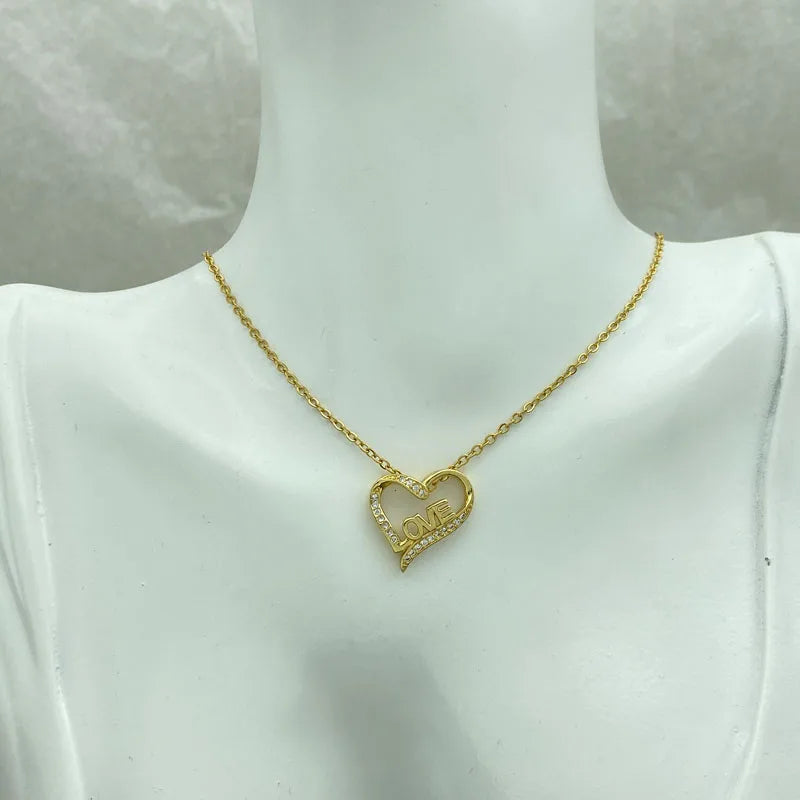 Gold Plated Stainless Steel Necklace With Hollow heart Pendant Necklaces for Women Fashion Jewelry