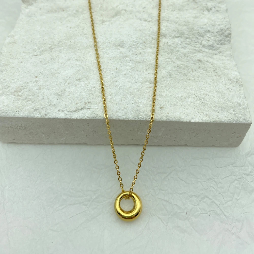 Minimalist Circle Ring Pendant Necklace | 18K Gold Plated Stainless Steel