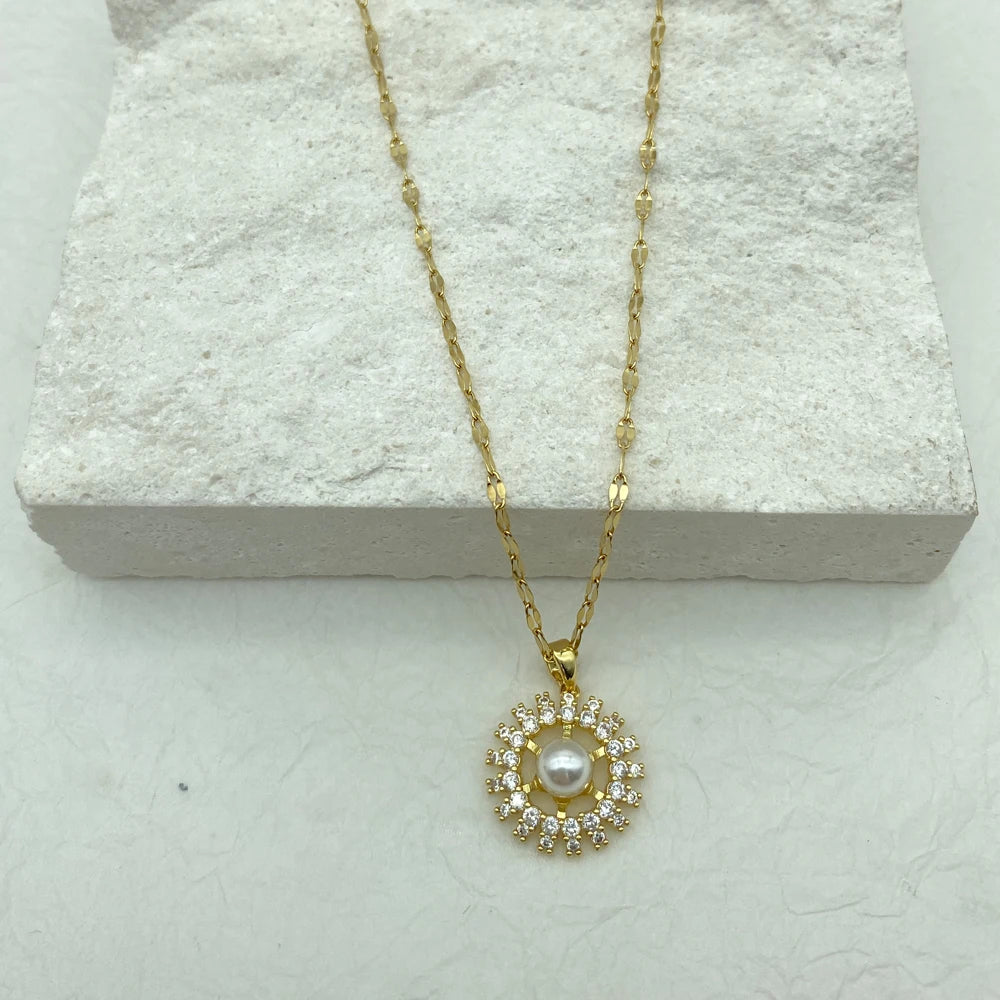 Pearl & CZ Pendant Necklace | 18K Gold Plated Stainless Steel