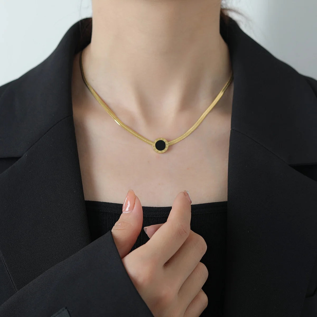 18K Gold Plated Black Onyx Round Pendant Herringbone Chain Necklace | Stainless Steel